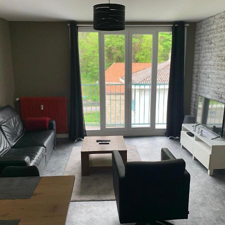 Appartement Tout Confort Dans Une Residence Calme ジヴェ エクステリア 写真